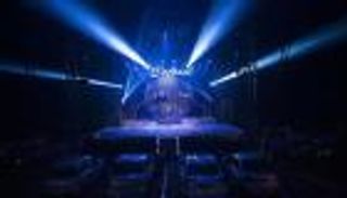 البرازيل تواجه كورونا بسيرك السيارات.. والتصفيق بالأبواق