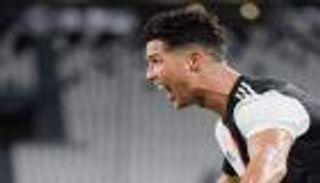 بسبب هداف الدوري الإيطالي.. كريستيانو رونالدو ينفعل على زميله