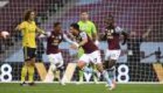 جدول الدوري الإنجليزي.. تريزيجيه يدعم موقف أستون فيلا بهدف جديد