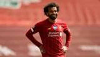 طفلة محمد صلاح تحرم أسرته من تتويج ليفربول بالدوري الإنجليزي