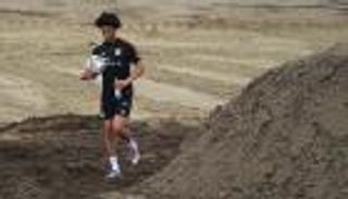 "لم يكن سهلا".. ساني يعترف بصعوبة الرحيل عن مانشستر سيتي