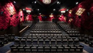 نجوم الصف الأول قرروا عدم المخاطرة بطرح أفلامهم في العيد