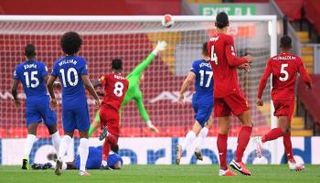 ليفربول ضد تشيلسي في الدوري الإنجليزي