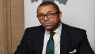 وزير بريطاني يدعو إلى التصرف بسرعة لإنقاذ لبنان