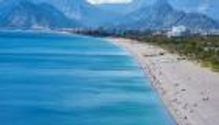 هبوط حاد بأرقام السياحة الداخلية في تركيا.. الغلاء يلتهم نصفها