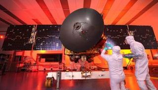 تجهيز مسبار الأمل استعدادا للإطلاق