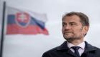 رئيس وزراء سلوفاكيا ينجو من حجب الثقة في البرلمان