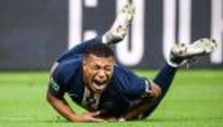 بذكريات زيدان وماتيراتزي.. مبابي يثير مخاوف رئيس فرنسا