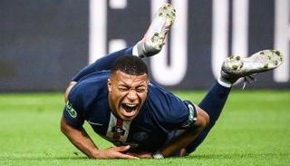 كيليان مبابي لاعب باريس سان جيرمان