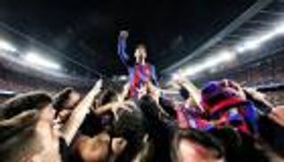 من وحي الريمونتادا.. برشلونة يطيح بصاحب أجمل صورة في تاريخه