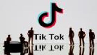 تيك توك يرصد ملايين الدولارات لمكافأة المستخدمين نقداً.. ماهي الشروط؟