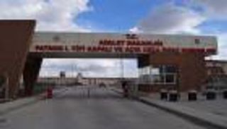 الانتهاكات داخل سجون أردوغان ترويها والدة أحد المعتقلين