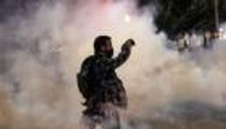 اشتباكات جديدة بين الأمن والمتظاهرين في بورتلاند الأمريكية