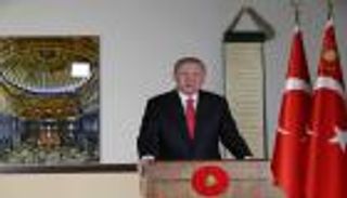 معارض تركي يكشف أهداف أردوغان من "آيا صوفيا" 