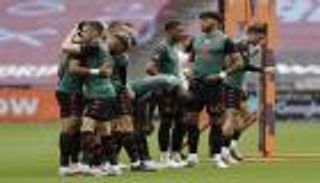 الدوري الإنجليزي.. أستون فيلا يضمن البقاء وهبوط واتفورد وبورنموث