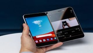 مايكروسوفت تقتحم مجال الهواتف القابلة للطي