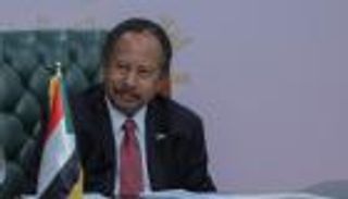 حمدوك يوجه الولاة السودانيين بتعزيز الأمن وتوفير السلع