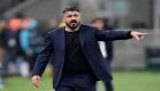 دوري أبطال أوروبا.. مدرب نابولي يخشى "المقبرة" في برشلونة