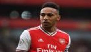 الميركاتو الصيفي.. رسالة من الوالد تثير الجدل حول مستقبل أوباميانج