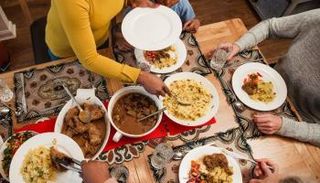 يجب تجنب استخدام سلة الخبز المشتركة