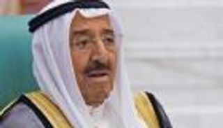 "الوزراء الكويتي": الحالة الصحية لأمير البلاد مستقرة