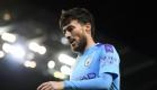 قميص سماوي جديد يغري ديفيد سيلفا بعد فراق مانشستر سيتي