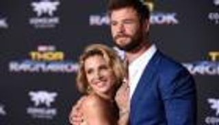 فيضان يحاصر زوجة "ثور".. موقف مروع