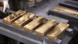 عام الذهب.. 4 أسباب تصعد بالمعدن النفيس لقمة تاريخية