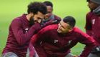 أبرزها متجر الزجاج.. 5 مشاهد تلخص صداقة محمد صلاح ولوفرين