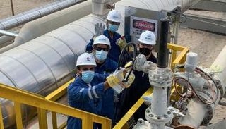 جانب من إنجاز مراحل التشغيل التدريجي لمصفاة الزور