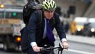 جونسون يكافح بدانة البريطانيين بملياري جنيه إسترليني