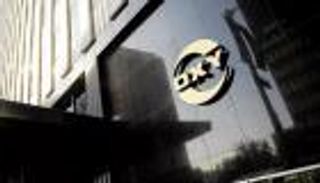 شركات النفط الأمريكية والبريطانية تئن تحت قبضة كورونا