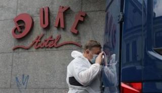 مدخل الفندق  الذي شهد نهاية منصوري- أرشيفية