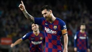ليونيل ميسي قائد برشلونة