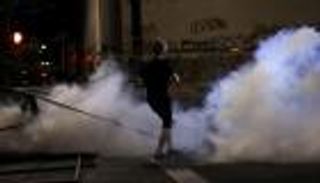 مسؤول أمريكي يوقف "تتبع" صحفيين غطوا مظاهرات بورتلاند