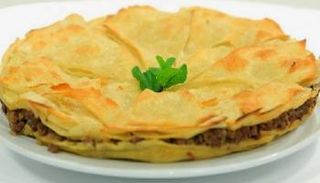 طريقة عمل الرقاق باللحم المفروم