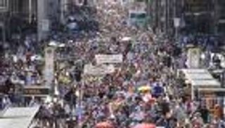 مظاهرة حاشدة في برلين ضد إجراءات كورونا