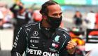 برقم قياسي.. هاميلتون أول المنطلقين في سباق بريطانيا للفورمولا 1