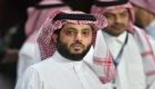 تركي آل الشيخ يشعل "السوشيال ميديا"