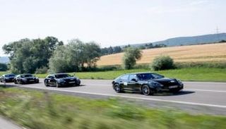 سيارة بورشه Panamera