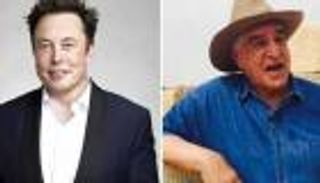 إيلون ماسك وزاهي حواس.. هجوم "فضائي تاريخي" متبادل