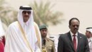 قطر بالصومال.. عين على الحكومة بعد الرئاسة والمخابرات