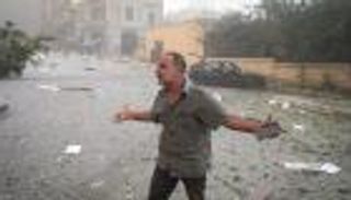 إسرائيل تتبرأ من انفجار بيروت.. وترجح فرضية الحريق