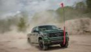 تويوتا تكشف عن 8 فئات من "Tundra".. المواصفات والأسعار