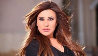 الفنانة اللبنانية نجوى كرم