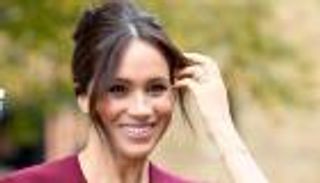 بكنجهام يكسر الصمت ويهنئ ميجان ماركل بعيد ميلادها