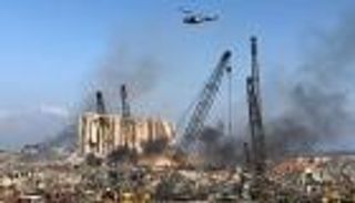 تداعيات انفجار المرفأ.. مناطق بالعاصمة بيروت تغرق في الظلام