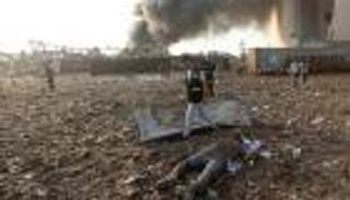 بـ"مساعدات" ونقل الجرحى.. تونس تداوي جراح بيروت 