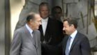 بيروت تفتح سجل رؤساء فرنسيين هبوا لمساعدة لبنان