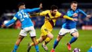 برشلونة ضد نابولي.. حكم ريمونتادا ليفربول يدير المواجهة